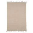 Dette produkt hedder Ovelia, fremstillet af Uld materiale med en smuk Beige farve - SE Mattor