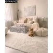 Dette produkt hedder Rabbit Eco, fremstillet af Polyester materiale med en smuk Offwhite farve - SE Mattor