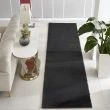 Dette produkt hedder Rabbit Eco, fremstillet af Polyester materiale med en smuk Mørkegrå farve - SE Mattor