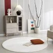 Dette produkt hedder Rabbit Eco, fremstillet af Polyester materiale med en smuk Hvid farve - SE Mattor