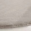 Dette produkt hedder Rabbit Eco, fremstillet af Polyester materiale med en smuk Taupe farve - SE Mattor
