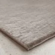 Dette produkt hedder Rabbit Eco, fremstillet af Polyester materiale med en smuk Taupe farve - SE Mattor