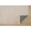 Dette produkt hedder Rabbit Lux, fremstillet af Polyester materiale med en smuk Lys Beige farve - SE Mattor