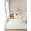 Dette produkt hedder Rabbit Lux, fremstillet af Polyester materiale med en smuk Offwhite farve - SE Mattor