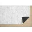 Dette produkt hedder Rabbit Nest, fremstillet af Polyester materiale med en smuk Offwhite farve - SE Mattor