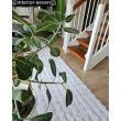 Dette produkt hedder Rabbit Bubble, fremstillet af Polyester materiale med en smuk Offwhite farve - SE Mattor