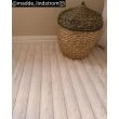 Dette produkt hedder Rabbit Stripe, fremstillet af Polyester materiale med en smuk Lys Beige farve - SE Mattor