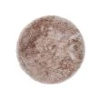 Dette produkt hedder Valby, fremstillet af Polyester materiale med en smuk Beige farve - SE Mattor