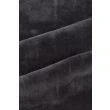 Dette produkt hedder Bono, fremstillet af Polyester materiale med en smuk Mørkegrå farve - SE Mattor
