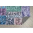 Dette produkt hedder Vero Rosso, fremstillet af Polyester materiale med en smuk Multi farve - SE Mattor