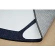Dette produkt hedder Zappy Football, fremstillet af Polyester materiale med en smuk Hvid/Sort farve - SE Mattor