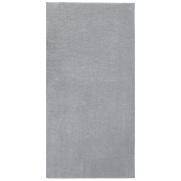 Dette produkt hedder Comfy, fremstillet af Polyester materiale med en smuk Sølv farve - SE Mattor