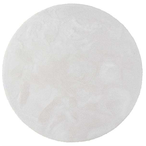 Dette produkt hedder Fluffy, fremstillet af Polyester materiale med en smuk Offwhite farve - SE Mattor