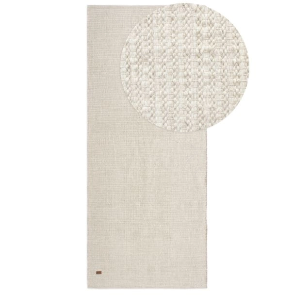 Dette produkt hedder Molly, fremstillet af 80% Uld & 20% Bomuld  materiale med en smuk Offwhite farve - SE Mattor