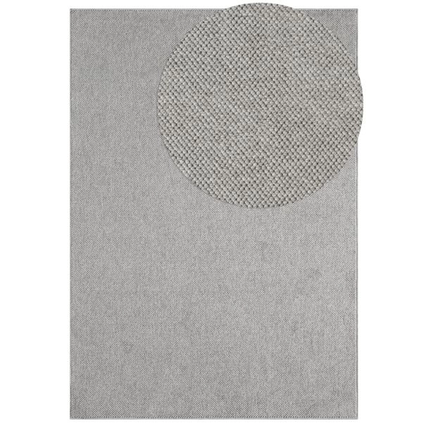 Dette produkt hedder Nordic, fremstillet af Polyester materiale med en smuk Grå farve - SE Mattor