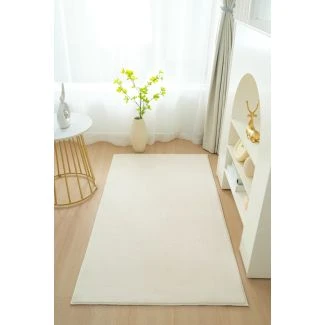 Dette produkt hedder Comfy, fremstillet af Polyester materiale med en smuk Beige farve - SE Mattor
