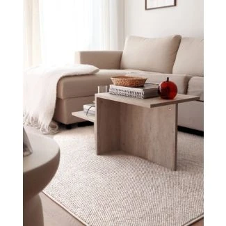 Dette produkt hedder Nordic, fremstillet af Polyester materiale med en smuk Beige farve - SE Mattor