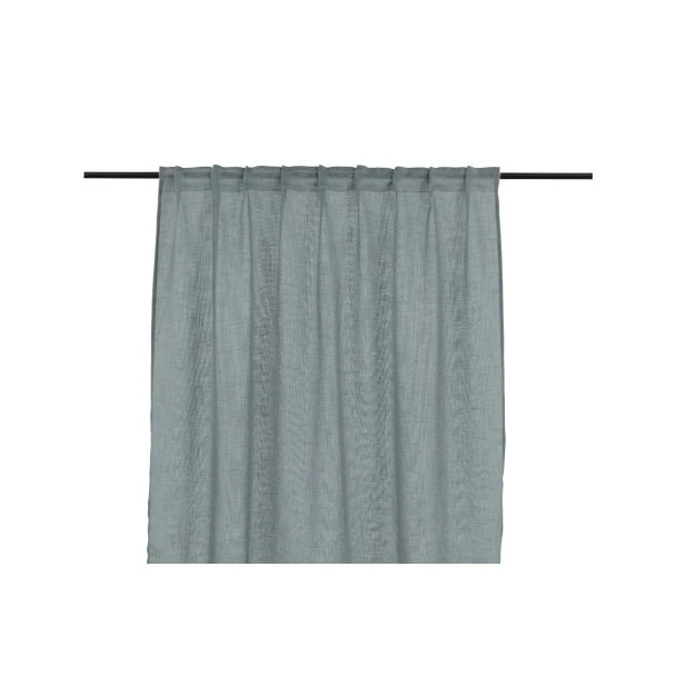 Dette produkt hedder Vardoft, fremstillet af Polyester materiale med en smuk Grå farve - SE Mattor