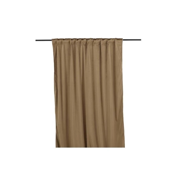 Dette produkt hedder Lavendelvind, fremstillet af Polyester materiale med en smuk Sand farve - SE Mattor