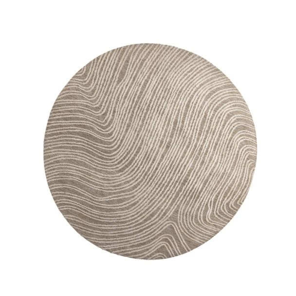 Dette produkt hedder Granby, fremstillet af Polyester materiale med en smuk Beige farve - SE Mattor