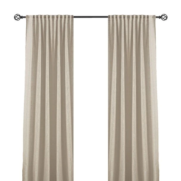 Dette produkt hedder Kristina, fremstillet af Polyester materiale med en smuk Linned farve - SE Mattor