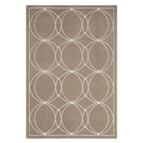 Dette produkt hedder Marduk Tamiz, fremstillet af Polypropylen materiale med en smuk Beige farve - SE Mattor